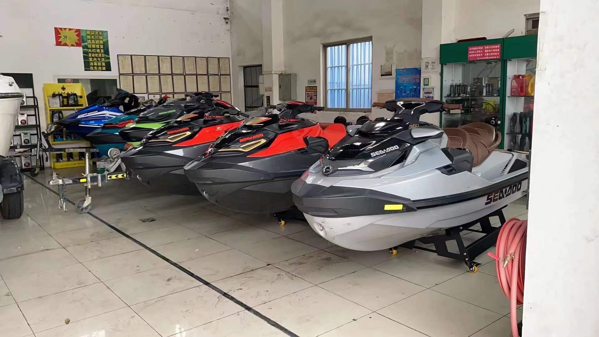 大量二手摩托艇出售