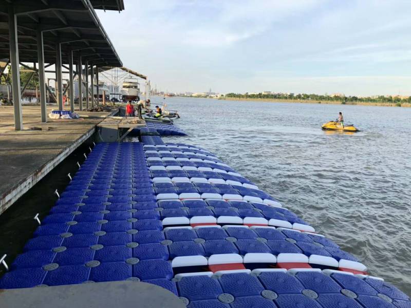 泊艇平台——浮筒系列