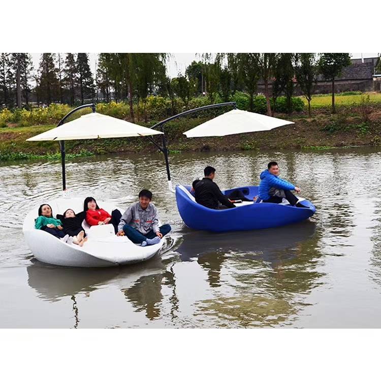 .电动游乐船躺卧船