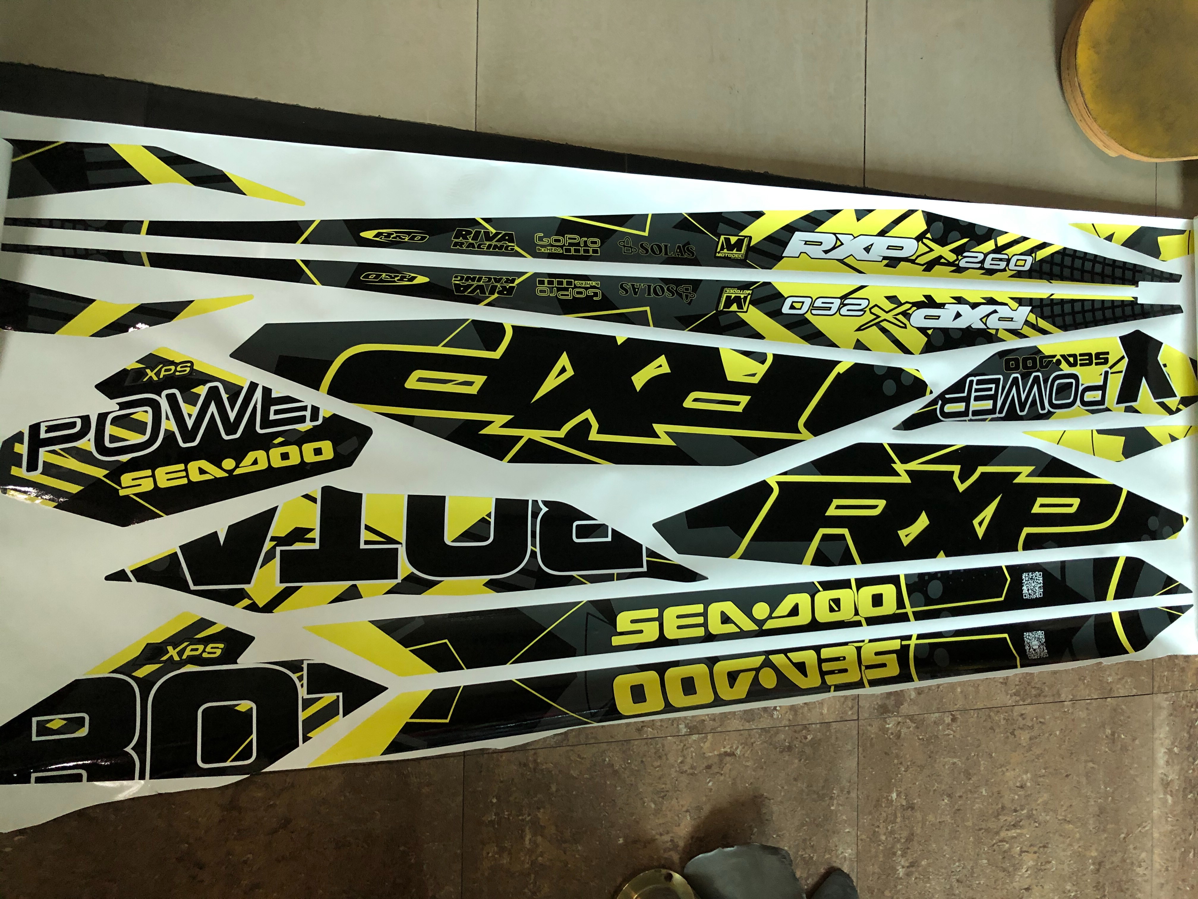 庞巴迪RXP260个性化贴纸 适合2013到2014款